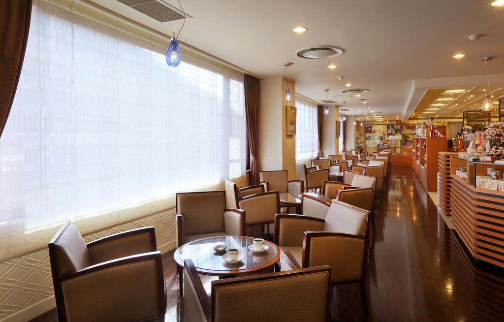 아사야 호텔 닛코 시 외부 사진 The interior of the lounge