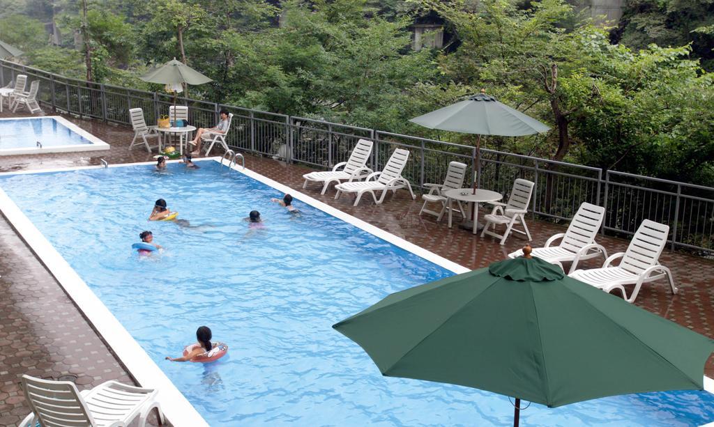 아사야 호텔 닛코 시 외부 사진 A pool at a hotel