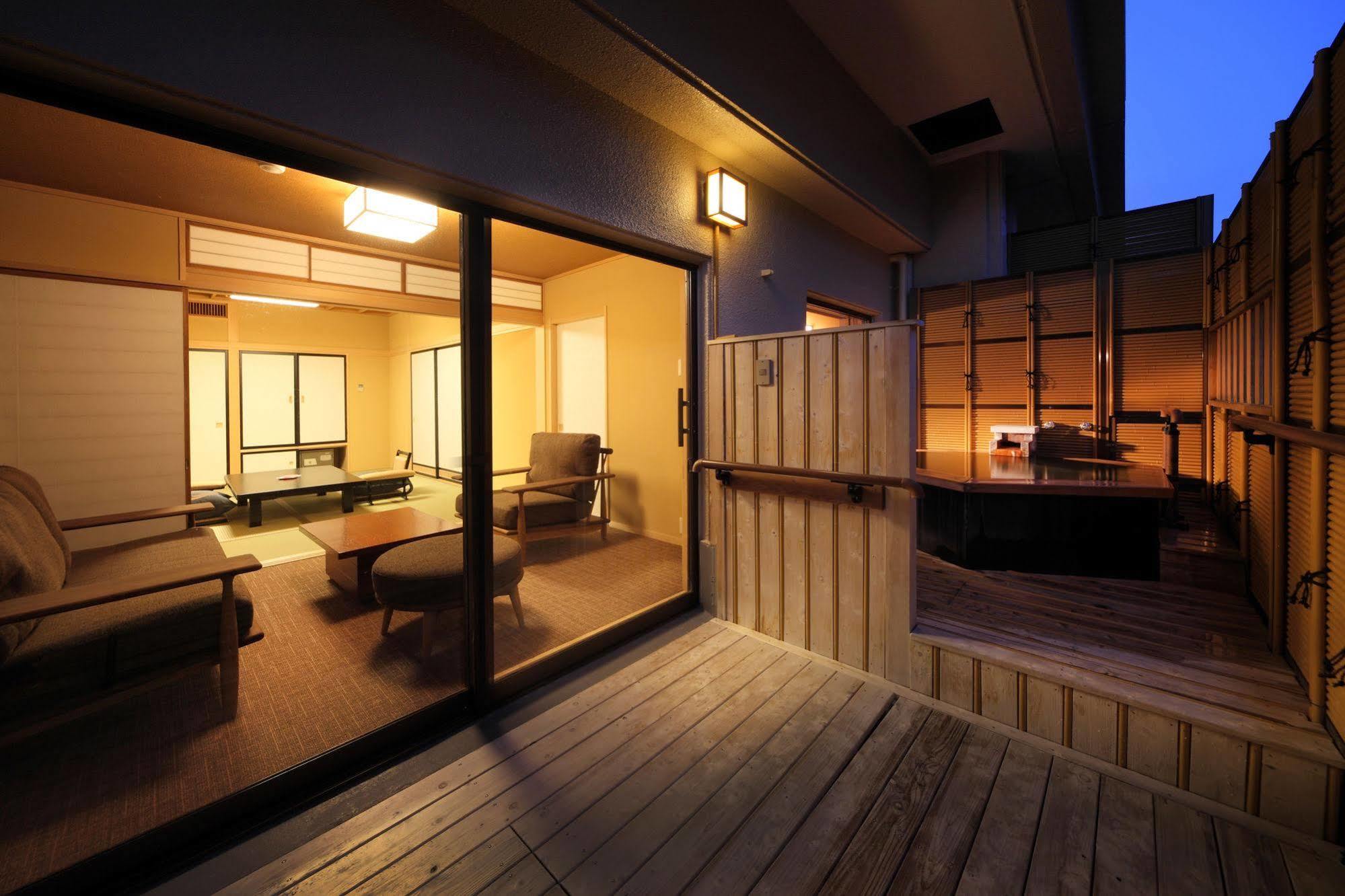 아사야 호텔 닛코 시 외부 사진 A room at a ryokan