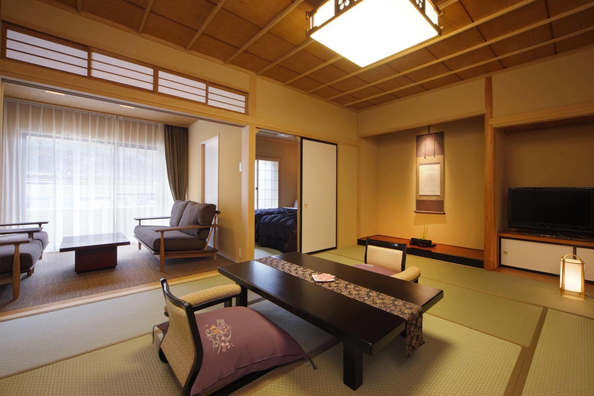 아사야 호텔 닛코 시 외부 사진 A traditional Japanese room